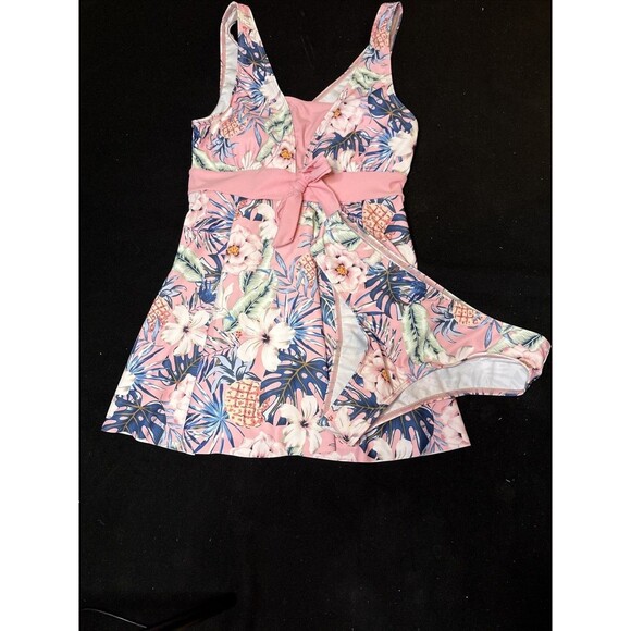 Shein Women's Tankini Size M Pink White Floral Pattern - Picture 2 of 9
